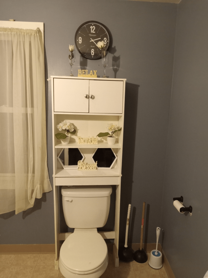 Mo's Carpet Shampooing Services & Auto Detailing Offers Car Cleaning in